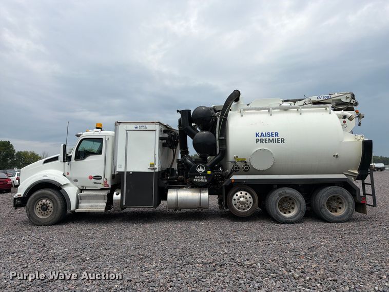 image for item YA4511 2023 Kenworth T880 hydrovac truck