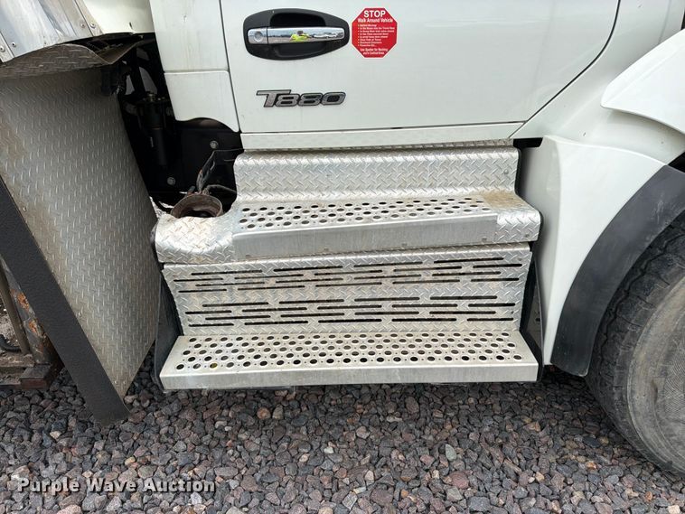 image for item YA4511 2023 Kenworth T880 hydrovac truck