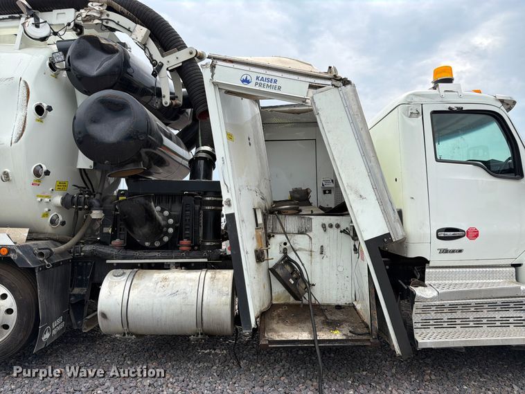 image for item YA4511 2023 Kenworth T880 hydrovac truck