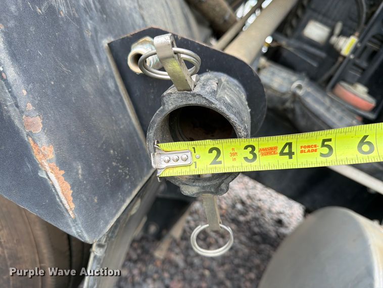 image for item YA4511 2023 Kenworth T880 hydrovac truck