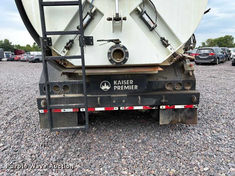 image for item YA4511 2023 Kenworth T880 hydrovac truck