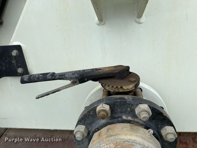 image for item YA4511 2023 Kenworth T880 hydrovac truck