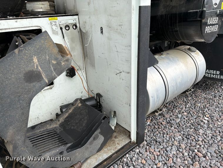image for item YA4511 2023 Kenworth T880 hydrovac truck