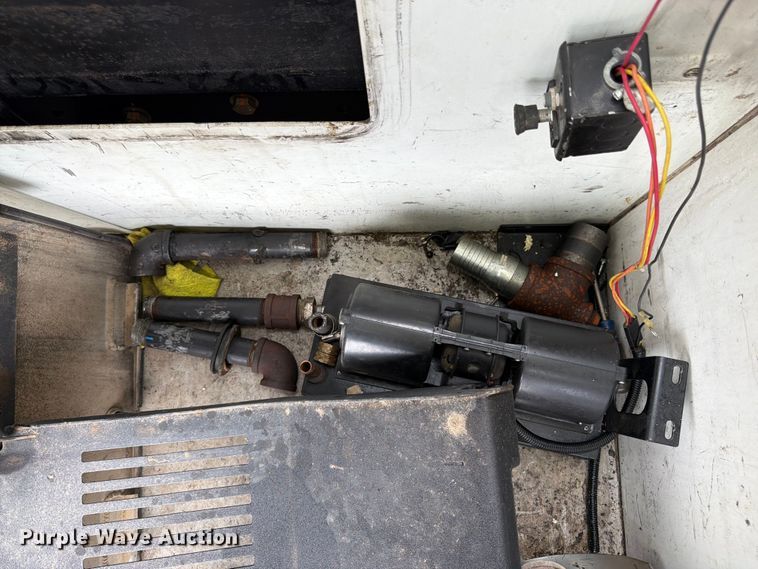 image for item YA4511 2023 Kenworth T880 hydrovac truck