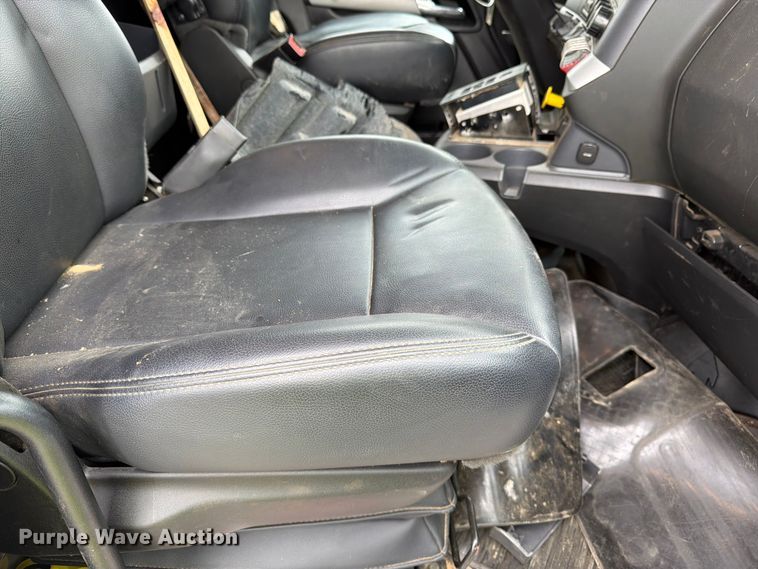 image for item YA4511 2023 Kenworth T880 hydrovac truck