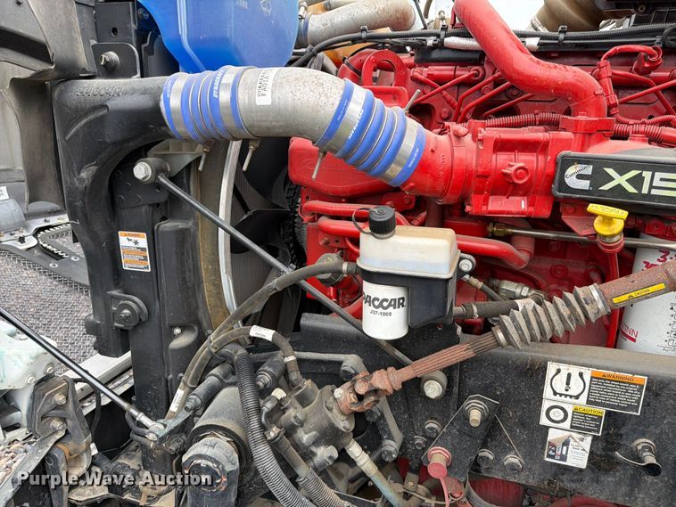 image for item YA4511 2023 Kenworth T880 hydrovac truck