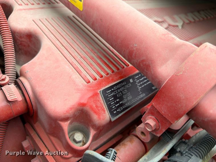 image for item YA4511 2023 Kenworth T880 hydrovac truck