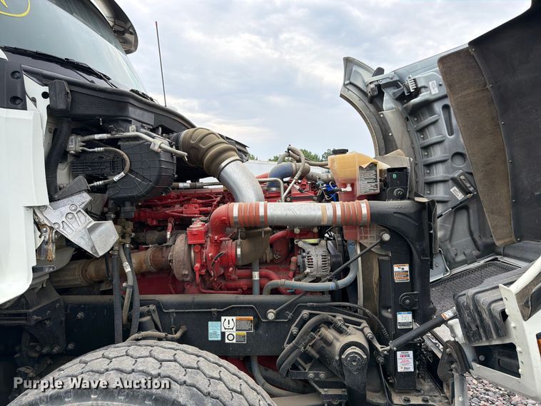 image for item YA4511 2023 Kenworth T880 hydrovac truck
