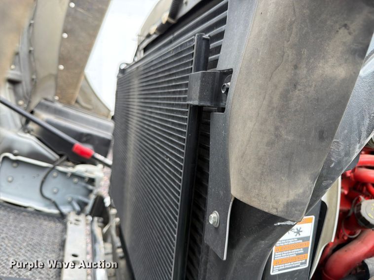 image for item YA4511 2023 Kenworth T880 hydrovac truck