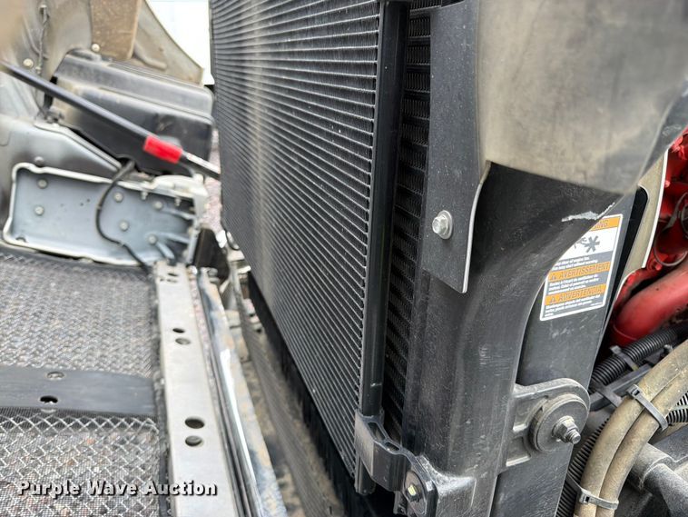 image for item YA4511 2023 Kenworth T880 hydrovac truck
