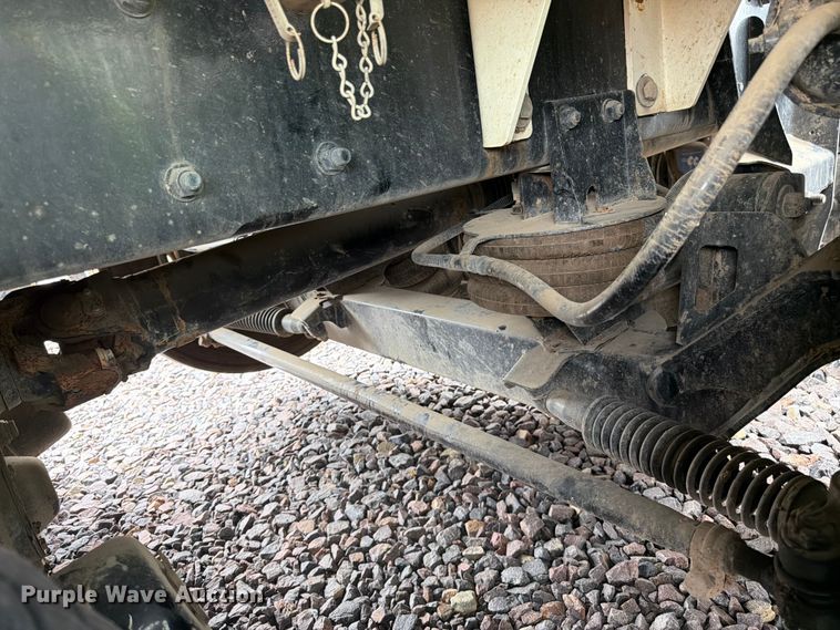 image for item YA4511 2023 Kenworth T880 hydrovac truck