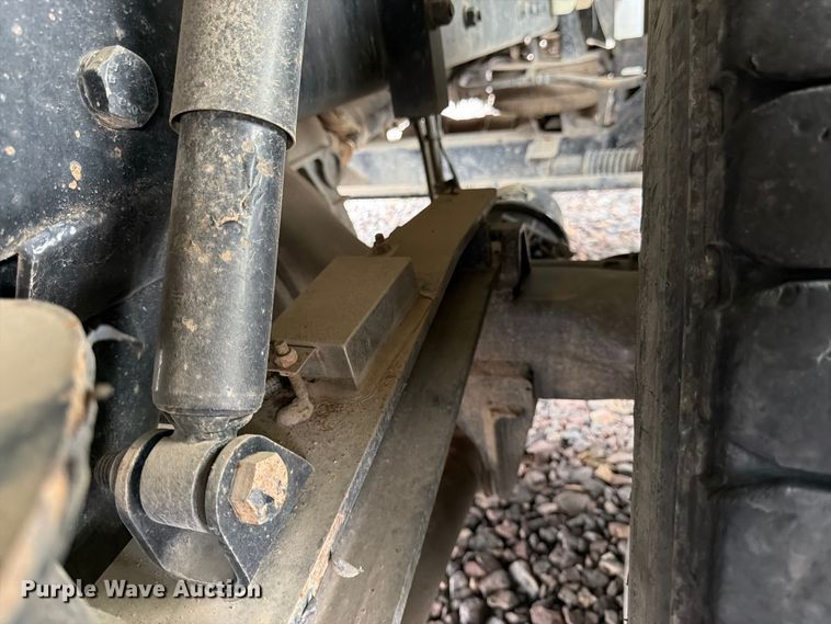 image for item YA4511 2023 Kenworth T880 hydrovac truck