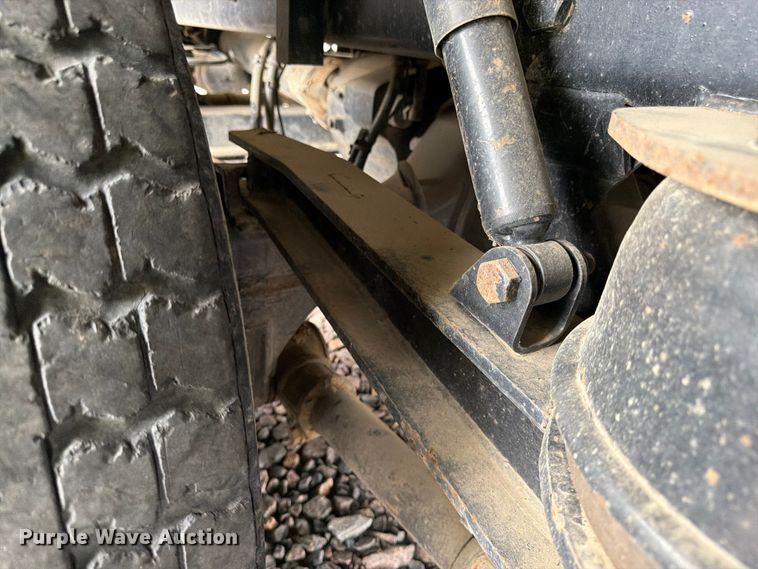 image for item YA4511 2023 Kenworth T880 hydrovac truck