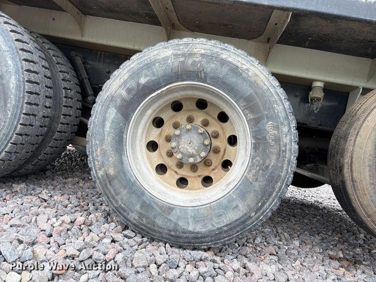 image for item YA4511 2023 Kenworth T880 hydrovac truck