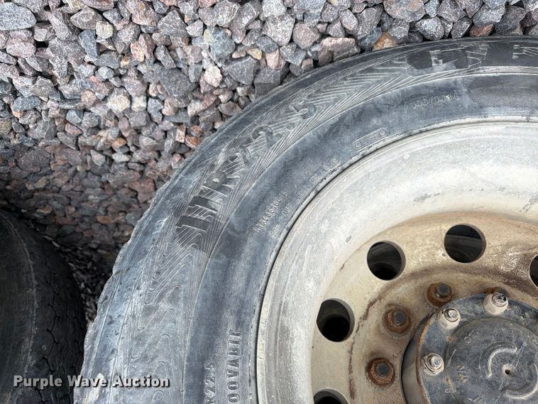 image for item YA4511 2023 Kenworth T880 hydrovac truck