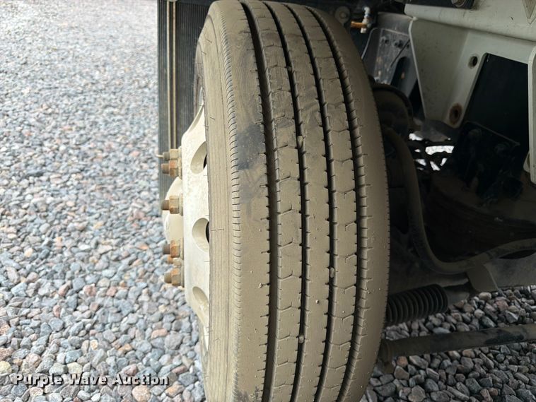 image for item YA4511 2023 Kenworth T880 hydrovac truck