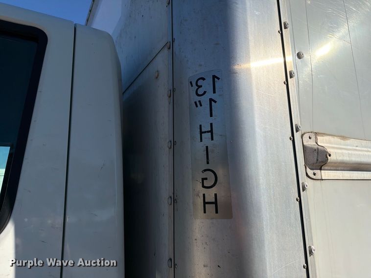 image for item YA4646 2021 International MV607 box truck