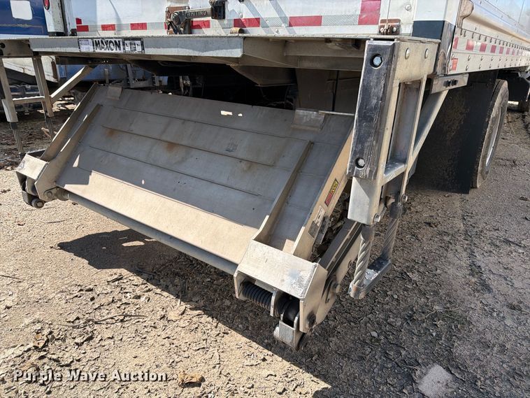image for item YA4646 2021 International MV607 box truck