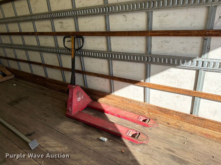 image for item YA4646 2021 International MV607 box truck