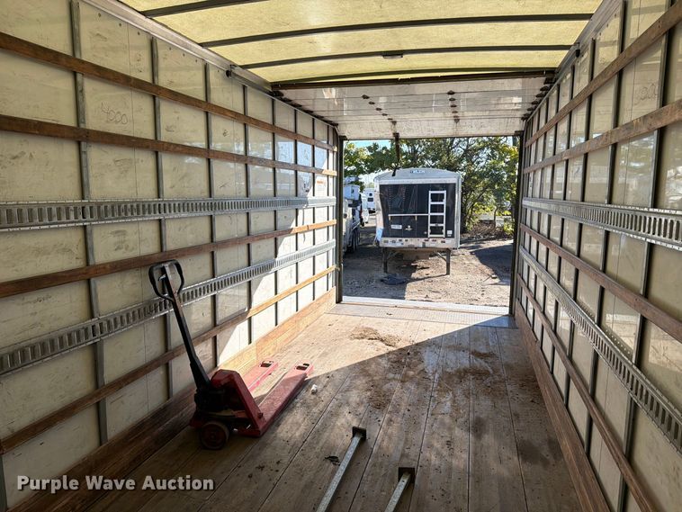 image for item YA4646 2021 International MV607 box truck
