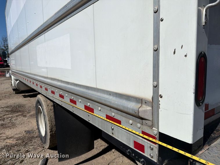 image for item YA4646 2021 International MV607 box truck