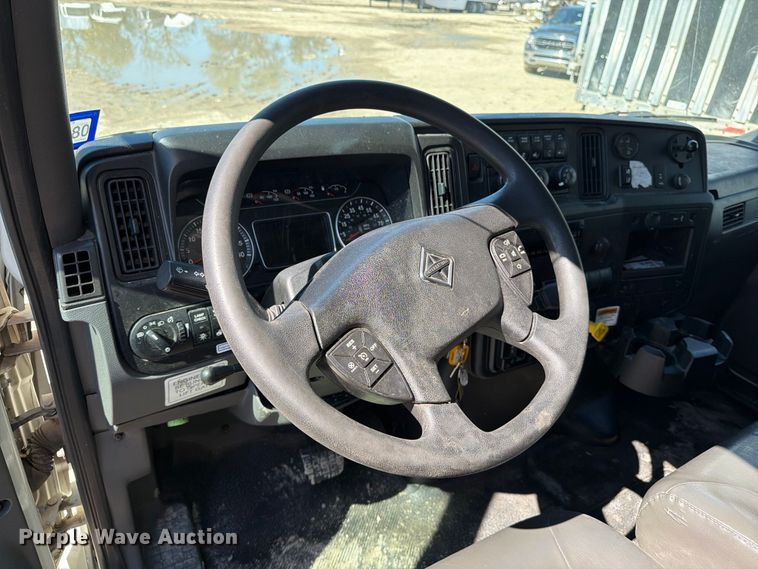 image for item YA4646 2021 International MV607 box truck