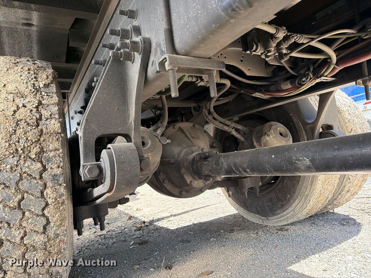 image for item YA4646 2021 International MV607 box truck