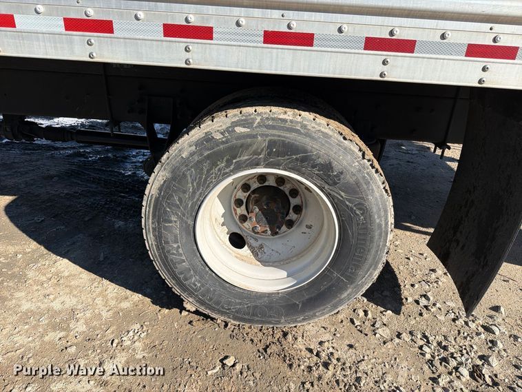 image for item YA4646 2021 International MV607 box truck