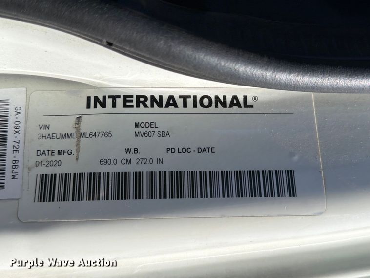 image for item YA4646 2021 International MV607 box truck