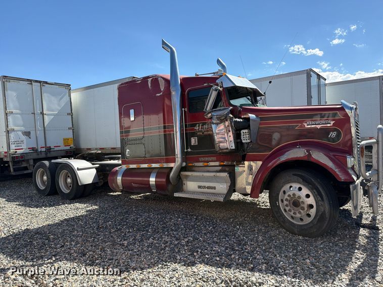 image for item YA4836 1996 Kenworth W900 semi truck
