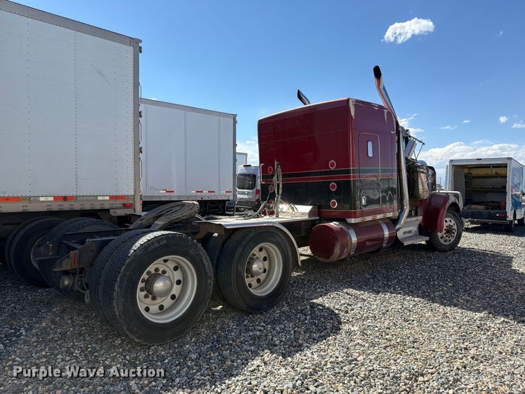 image for item YA4836 1996 Kenworth W900 semi truck