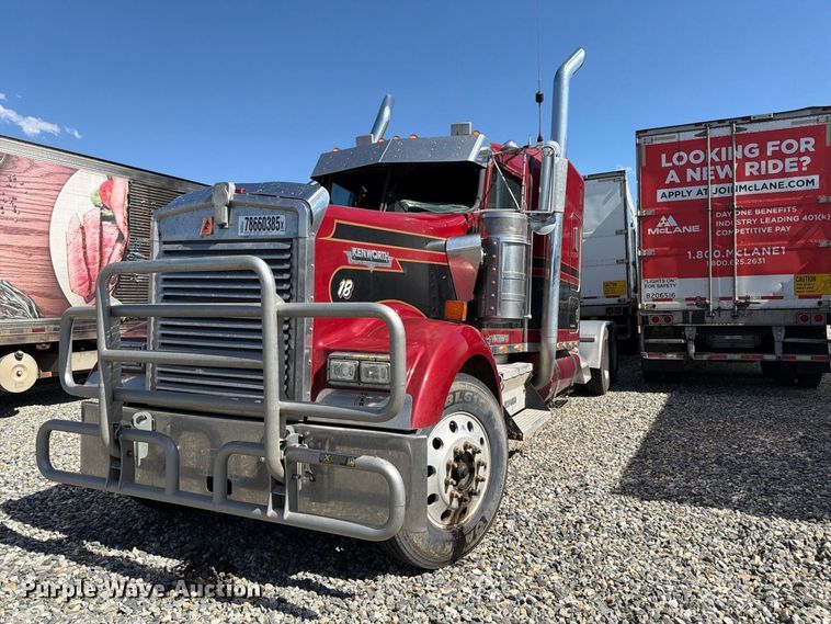 image for item YA4836 1996 Kenworth W900 semi truck