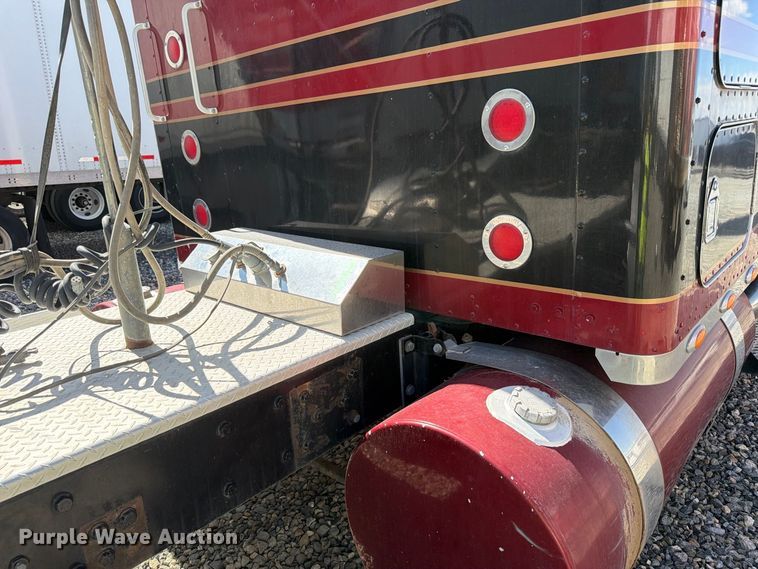 image for item YA4836 1996 Kenworth W900 semi truck