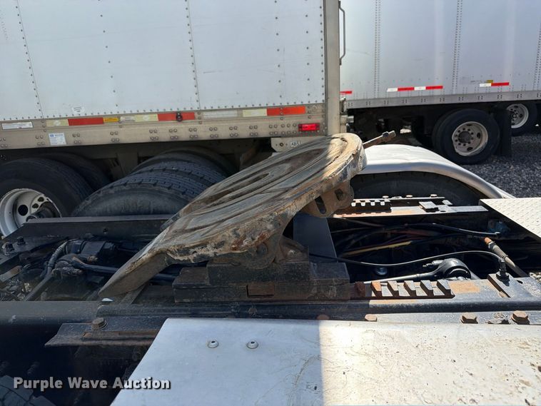 image for item YA4836 1996 Kenworth W900 semi truck