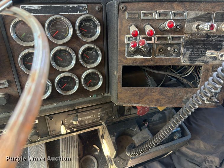 image for item YA4836 1996 Kenworth W900 semi truck