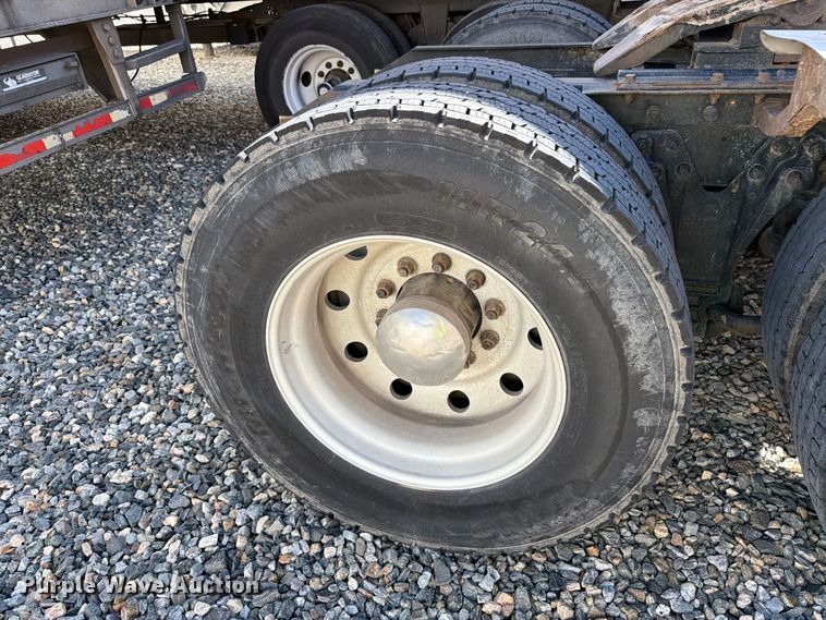 image for item YA4836 1996 Kenworth W900 semi truck
