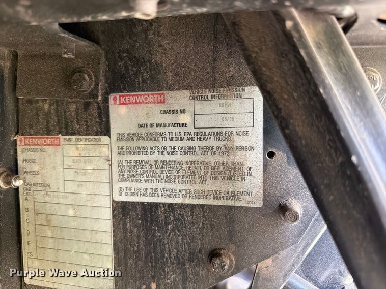 image for item YA4836 1996 Kenworth W900 semi truck