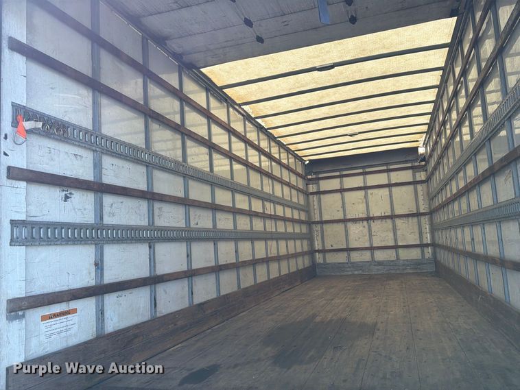 image for item YA4979 2019 International DuraStar 4300 box truck