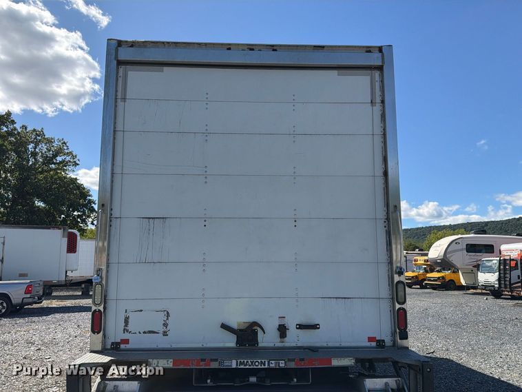 image for item YA4979 2019 International DuraStar 4300 box truck