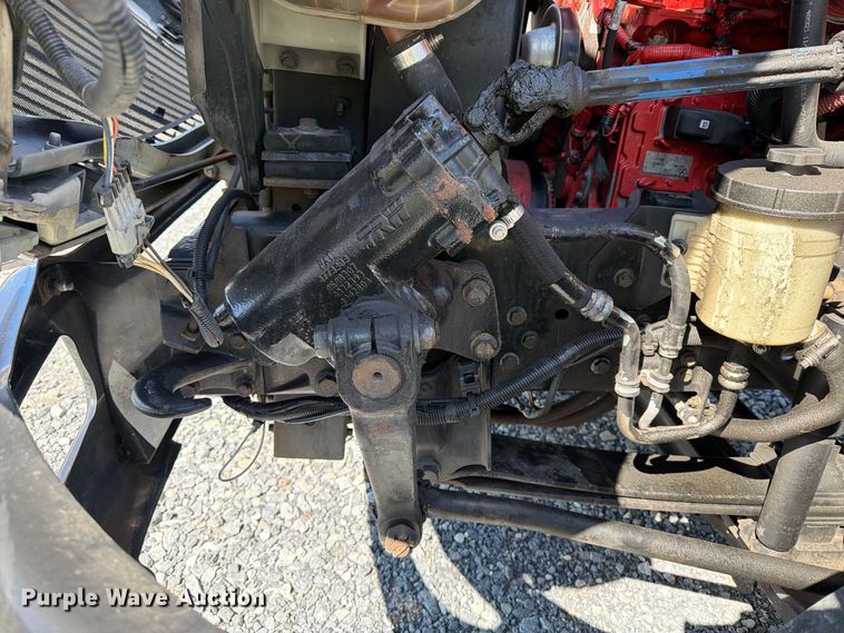 image for item YA4979 2019 International DuraStar 4300 box truck