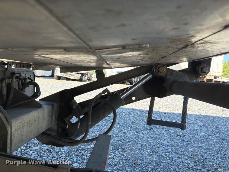 image for item YA4979 2019 International DuraStar 4300 box truck