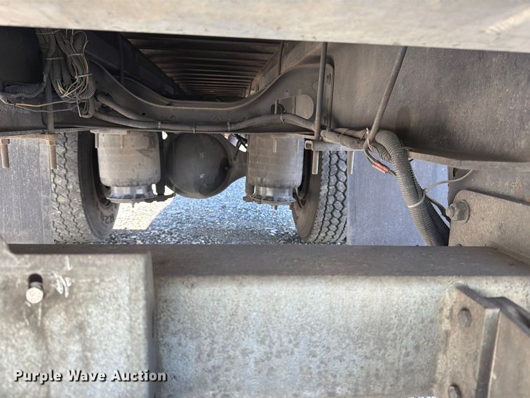 image for item YA4979 2019 International DuraStar 4300 box truck