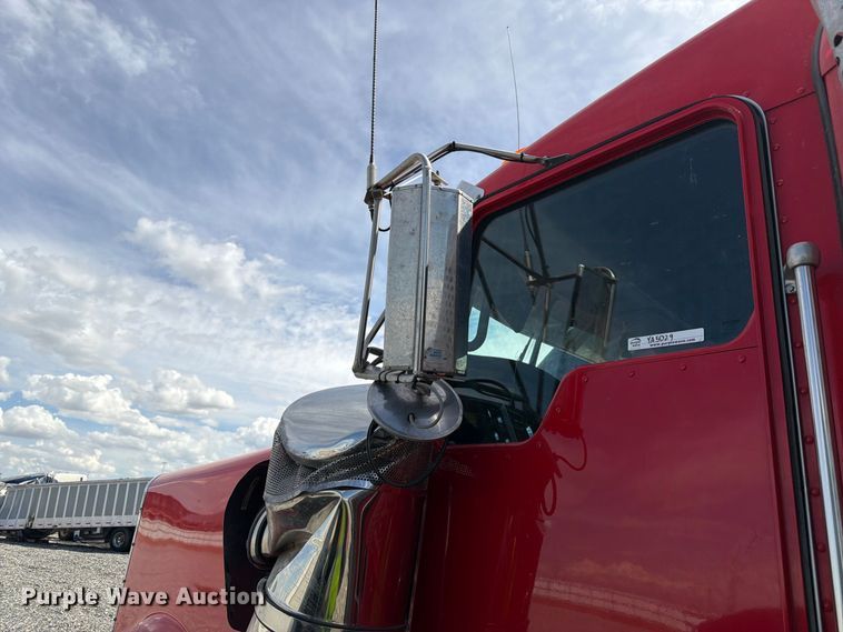 image for item YA5029 2023 Kenworth W900 semi truck