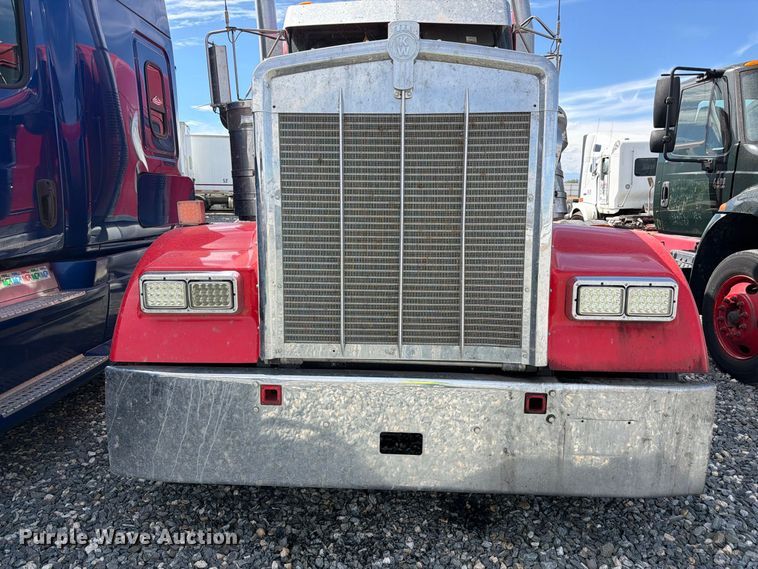 image for item YA5029 2023 Kenworth W900 semi truck