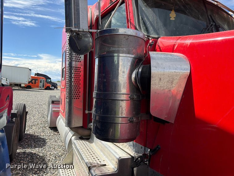 image for item YA5029 2023 Kenworth W900 semi truck