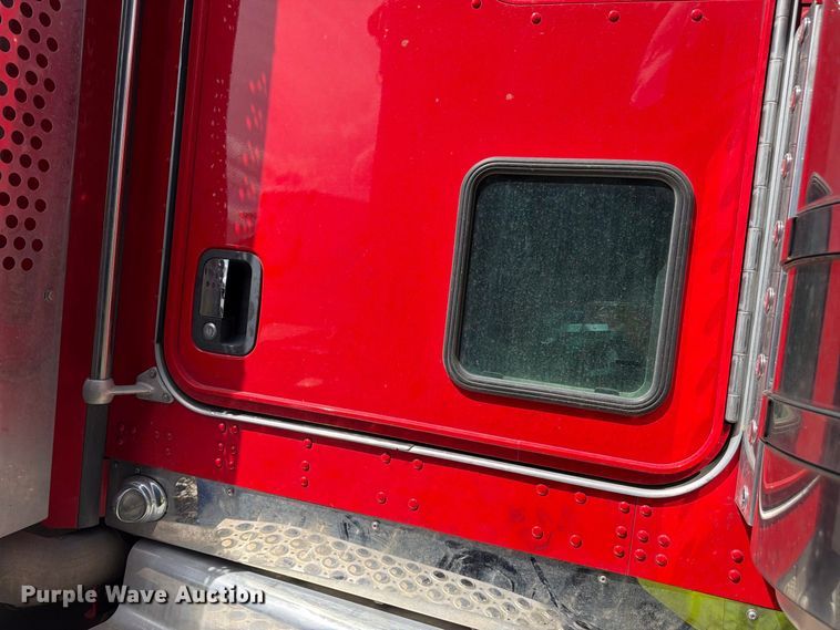 image for item YA5029 2023 Kenworth W900 semi truck