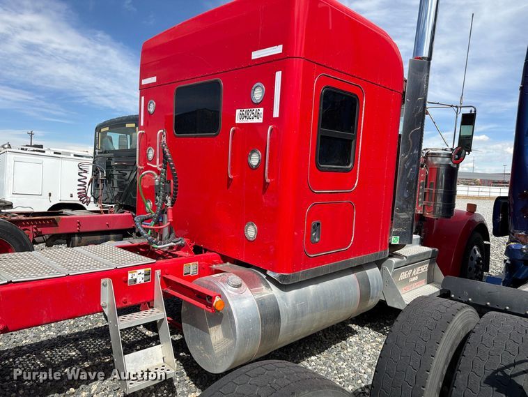 image for item YA5029 2023 Kenworth W900 semi truck