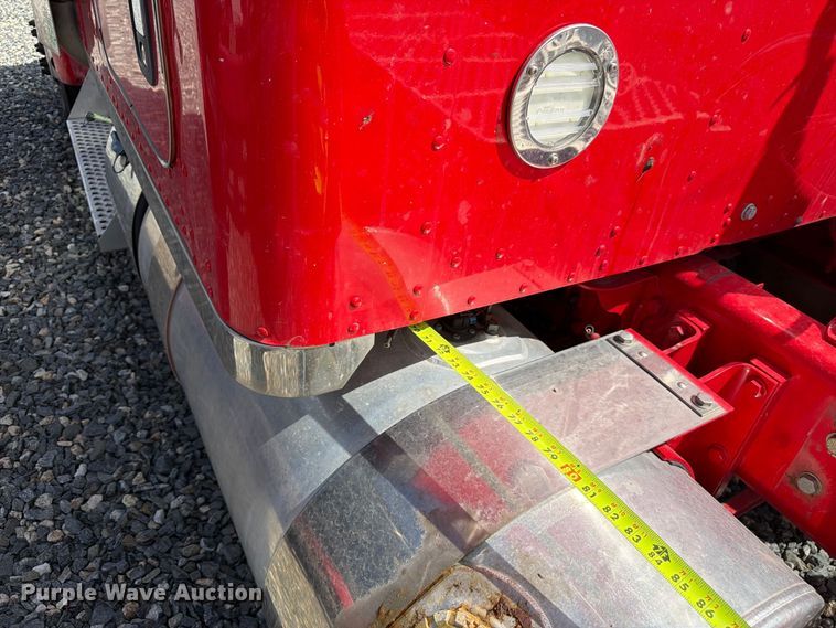image for item YA5029 2023 Kenworth W900 semi truck