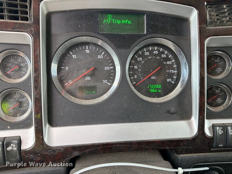 image for item YA5029 2023 Kenworth W900 semi truck