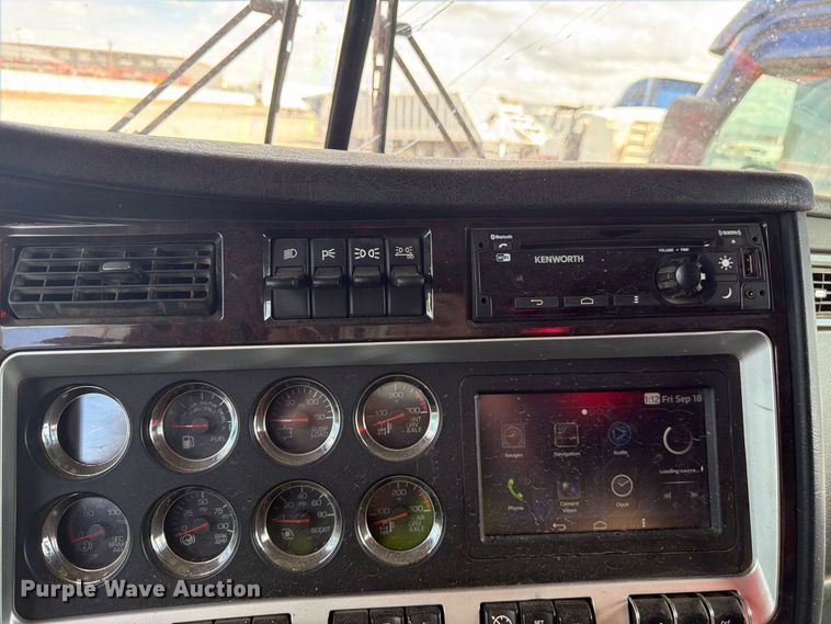 image for item YA5029 2023 Kenworth W900 semi truck